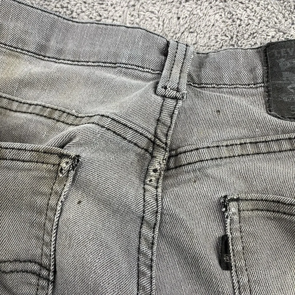 Levis stains has